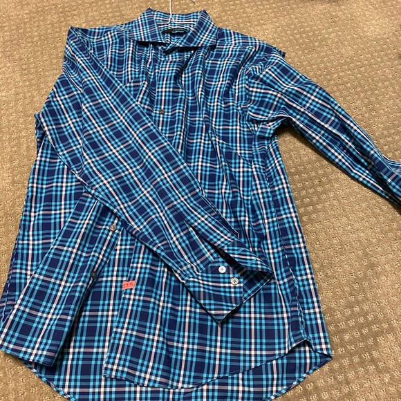 Button up - Picture 1 of 2